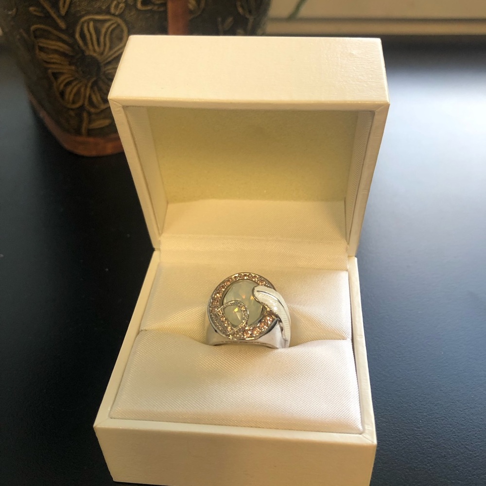 Dior ring